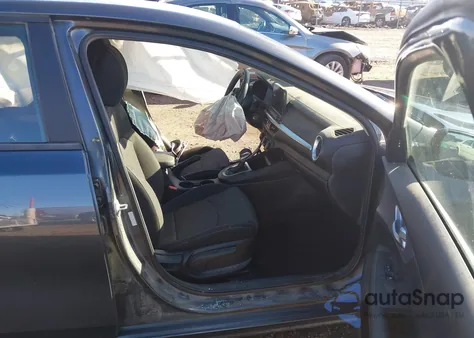 2022 Kia Forte Fe z USA, uszkodzony, nr VIN 3KPF24AD8NE441659